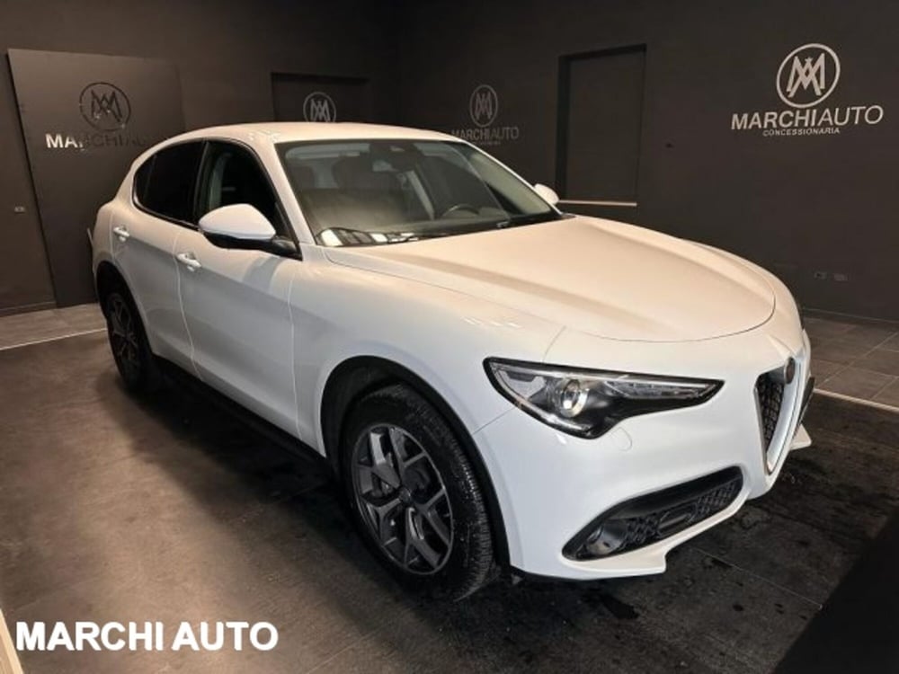 Alfa Romeo Stelvio usata a Perugia (3)