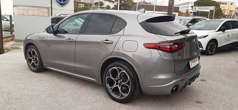 Alfa Romeo Stelvio usata a Ancona (6)