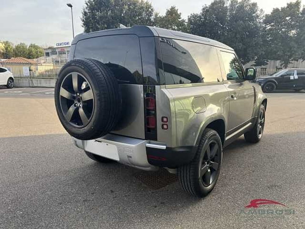 Land Rover Defender nuova a Viterbo (3)