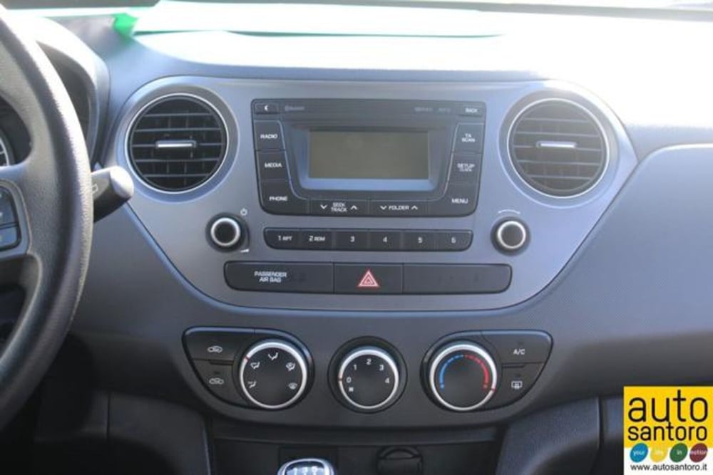 Hyundai i10 usata a Salerno (18)