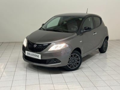 Lancia Ypsilon 1.0 FireFly 5 porte S&amp;S Hybrid Gold Plus nuova a Novara