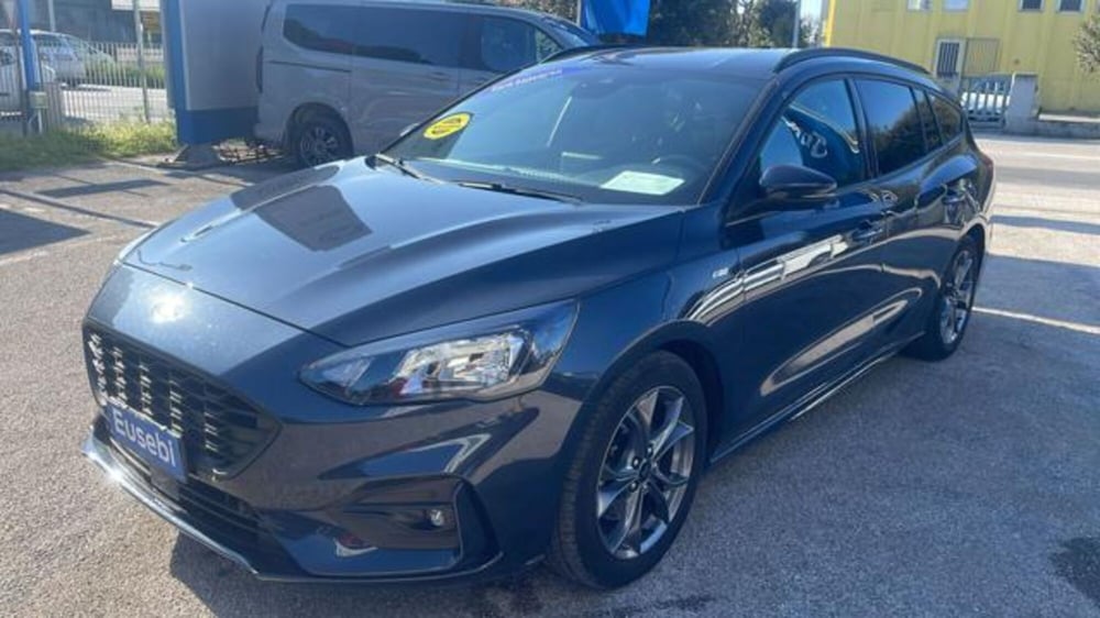 Ford Focus Station Wagon usata a Pesaro-Urbino (3)