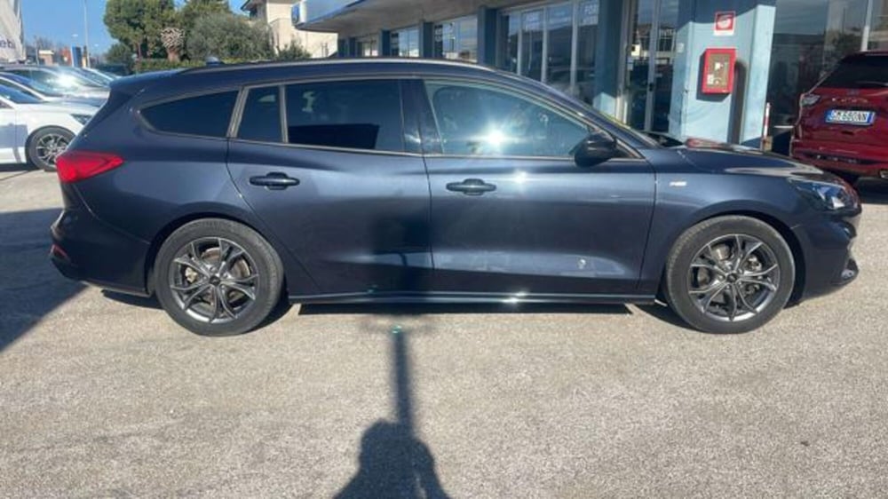 Ford Focus Station Wagon usata a Pesaro-Urbino (8)