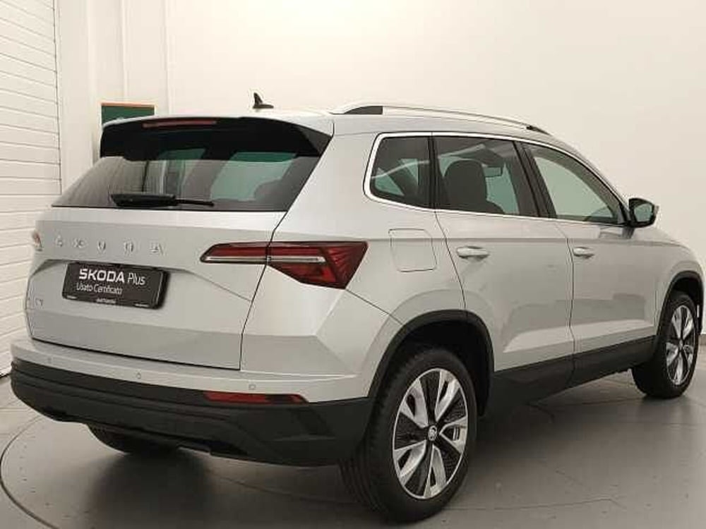 Skoda Karoq nuova a Varese (5)