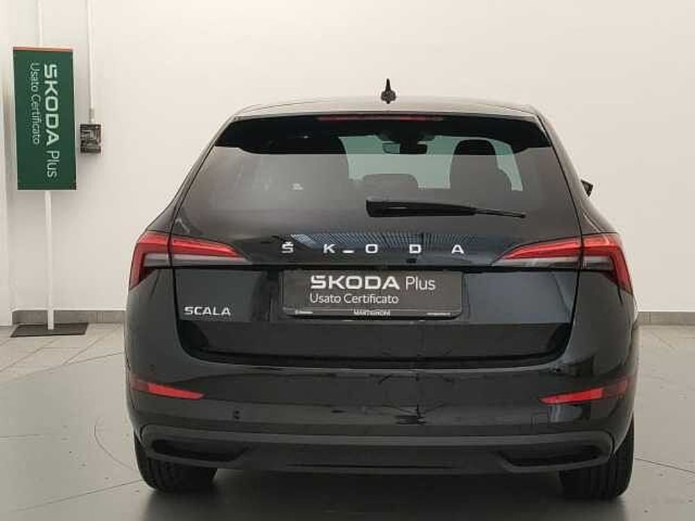 Skoda Scala usata a Varese (4)