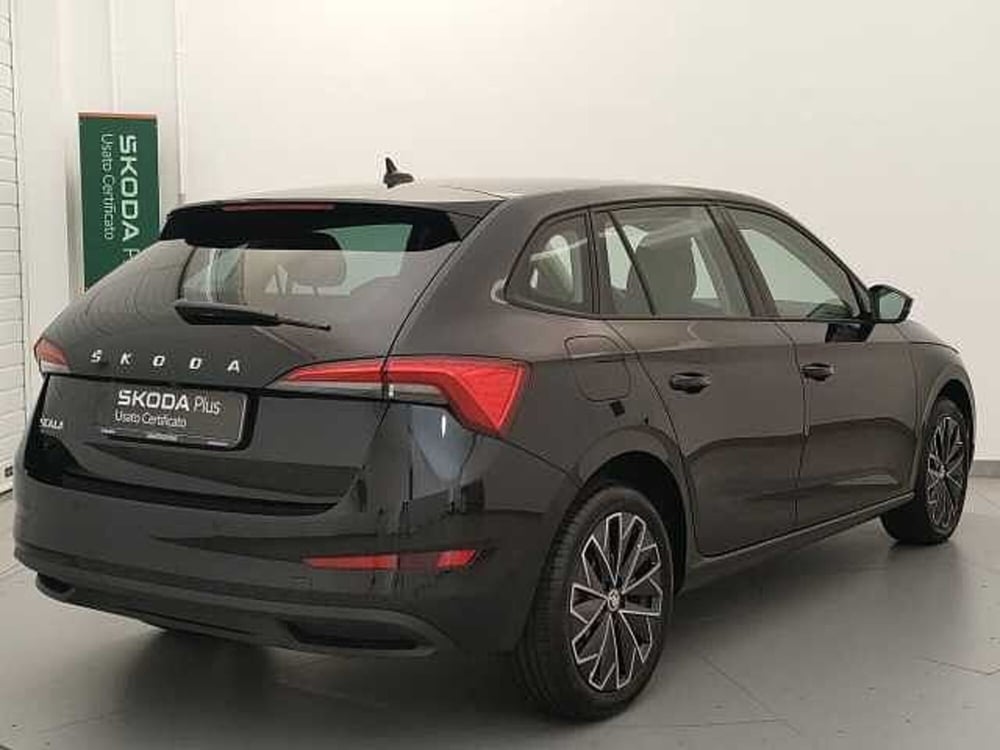 Skoda Scala usata a Varese (5)