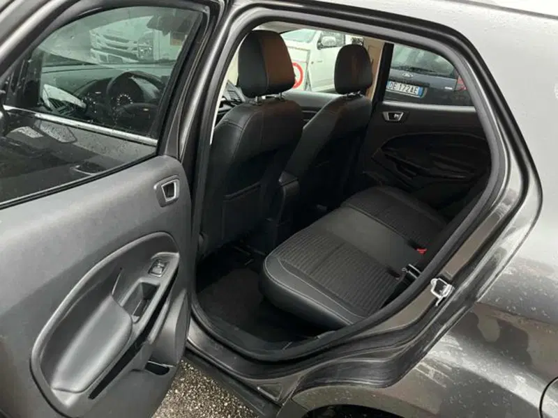 Ford EcoSport usata a Lucca (7)