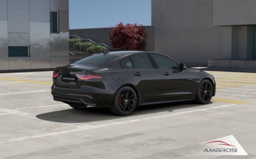 Jaguar XE nuova a Perugia (3)