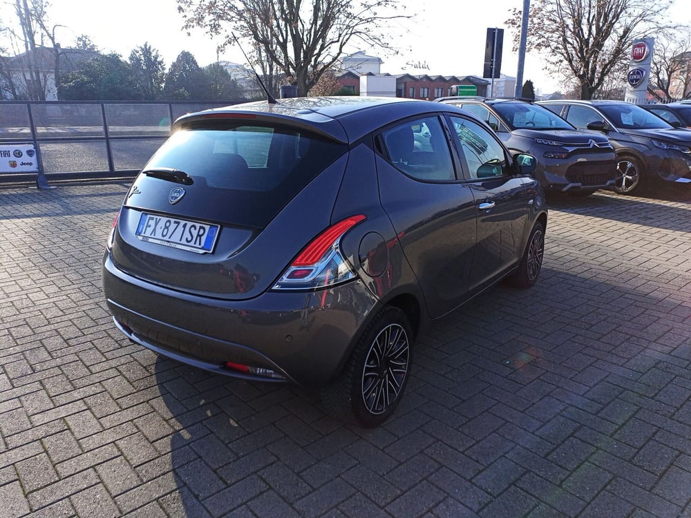 Lancia Ypsilon usata a Alessandria (5)