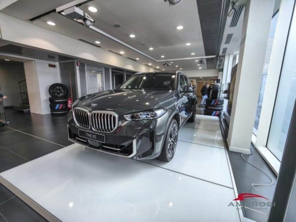 BMW X5 nuova a Perugia