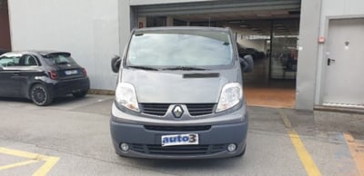 Renault Trafic Furgone T29 2.5 dCi/150 PL-TN Passenger Comfort DPF N1 del 2011 usata a Sanremo