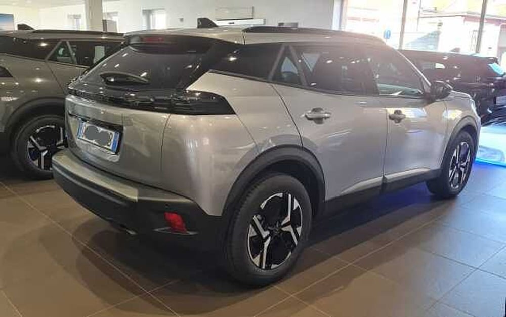 Peugeot 2008 nuova a Milano (3)