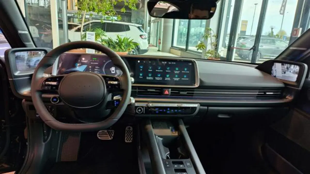 Hyundai Ioniq 5 nuova a Reggio Emilia (13)