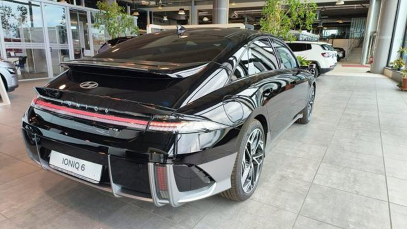 Hyundai Ioniq 5 nuova a Reggio Emilia (10)