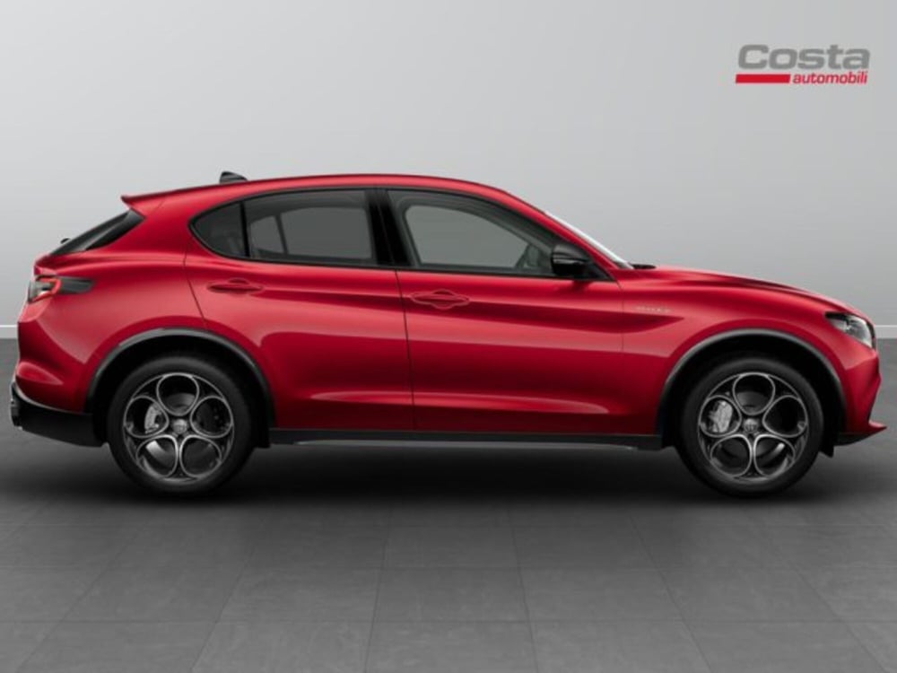 Alfa Romeo Stelvio nuova a Treviso (3)