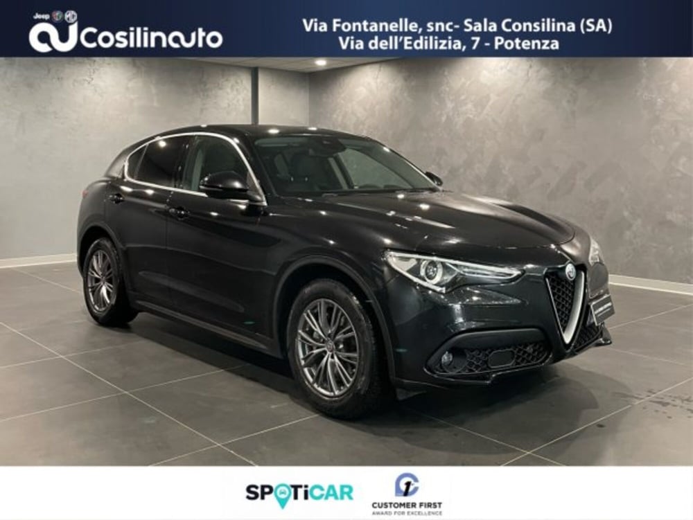 Alfa Romeo Stelvio usata a Salerno (3)