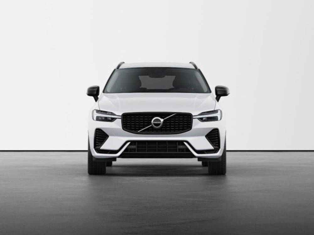 Volvo XC60 nuova a Modena (7)