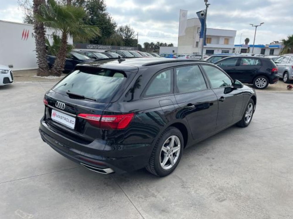 Audi A4 Avant usata a Lecce (11)