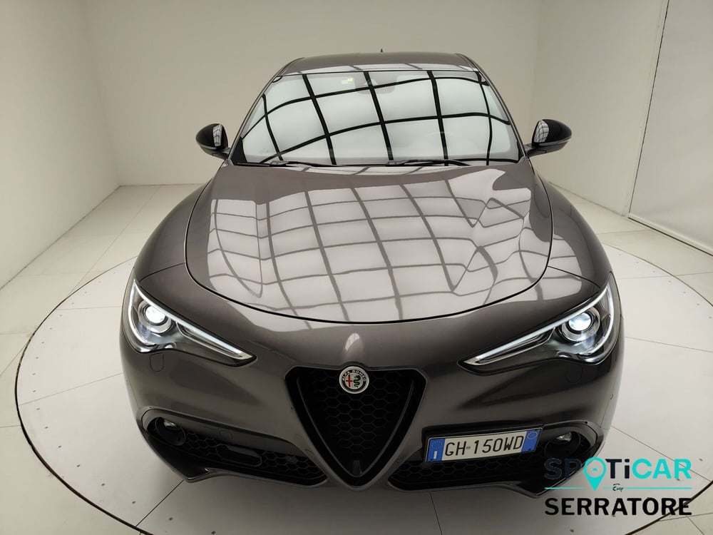 Alfa Romeo Stelvio usata a Como (2)