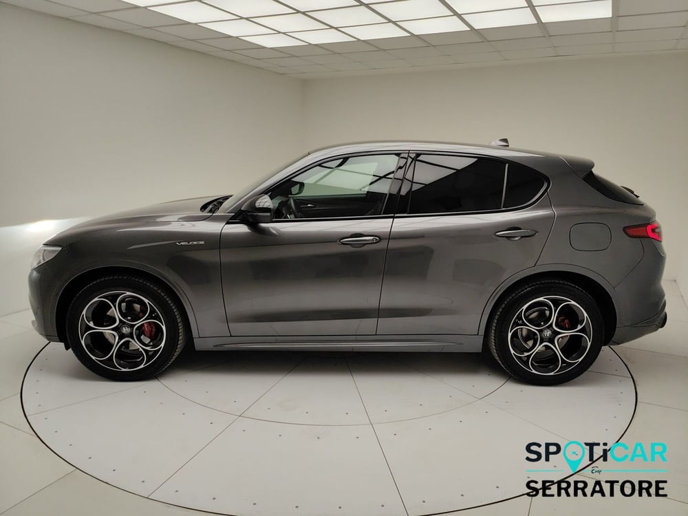 Alfa Romeo Stelvio usata a Como (4)