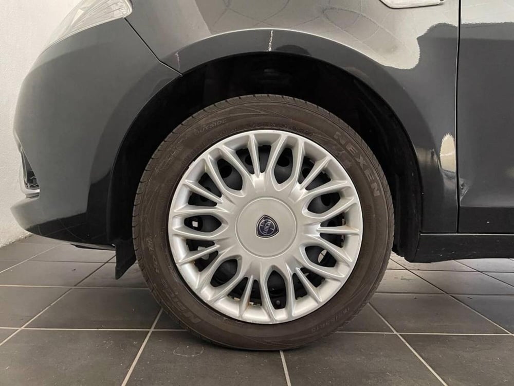 Lancia Ypsilon usata a Torino (15)