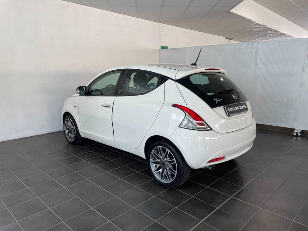 Lancia Ypsilon usata a Torino (3)