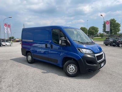 Peugeot Boxer Furgone 330 2.2 BlueHDi 140 S&amp;S PC-TN Furgone Premium  del 2019 usata a Maniago