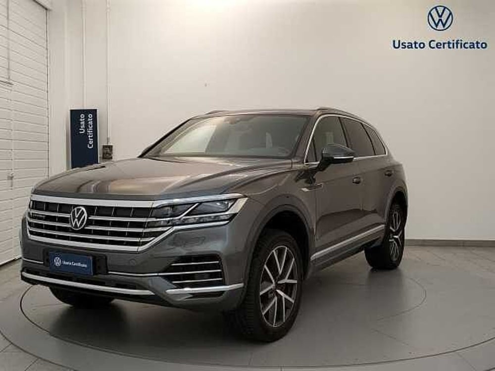 Volkswagen Touareg usata a Varese