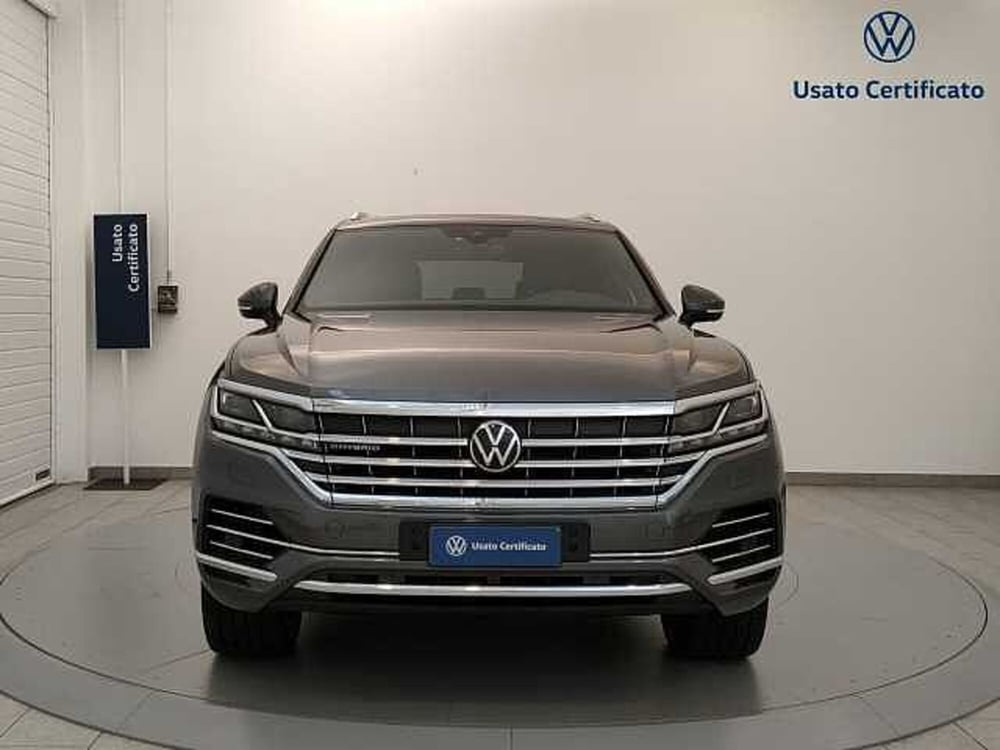 Volkswagen Touareg usata a Varese (2)