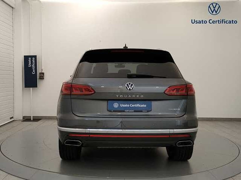 Volkswagen Touareg usata a Varese (4)