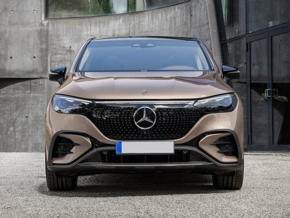 Mercedes-Benz EQE SUV nuova  (7)