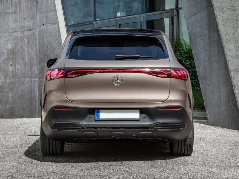 Mercedes-Benz EQE SUV nuova  (8)