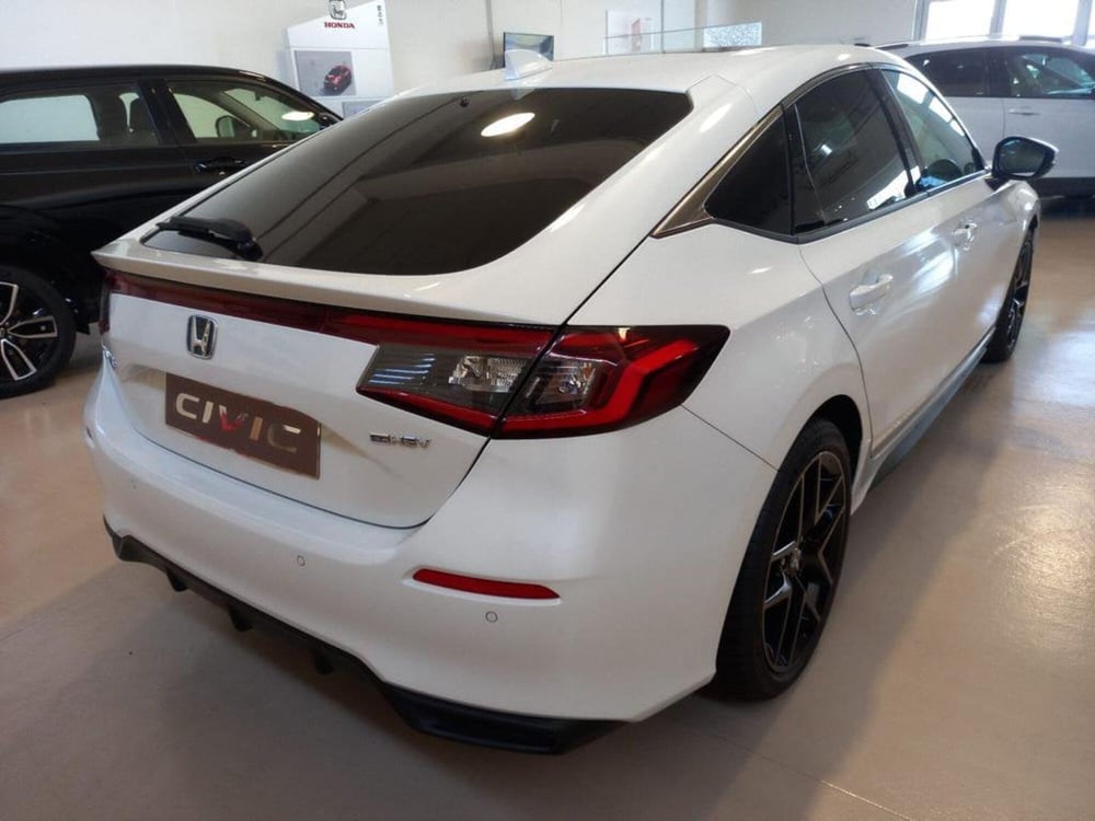 Honda Civic nuova a Bari (3)