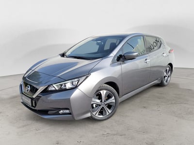 Nissan Leaf N-Connecta 40 kWh  del 2021 usata a Bari