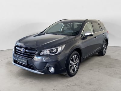 Subaru Outback 2.5i Lineartronic Unlimited del 2020 usata a Bari