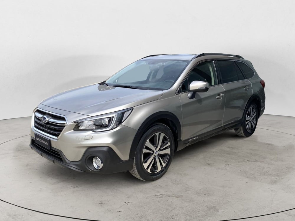 Subaru Outback usata a Bari