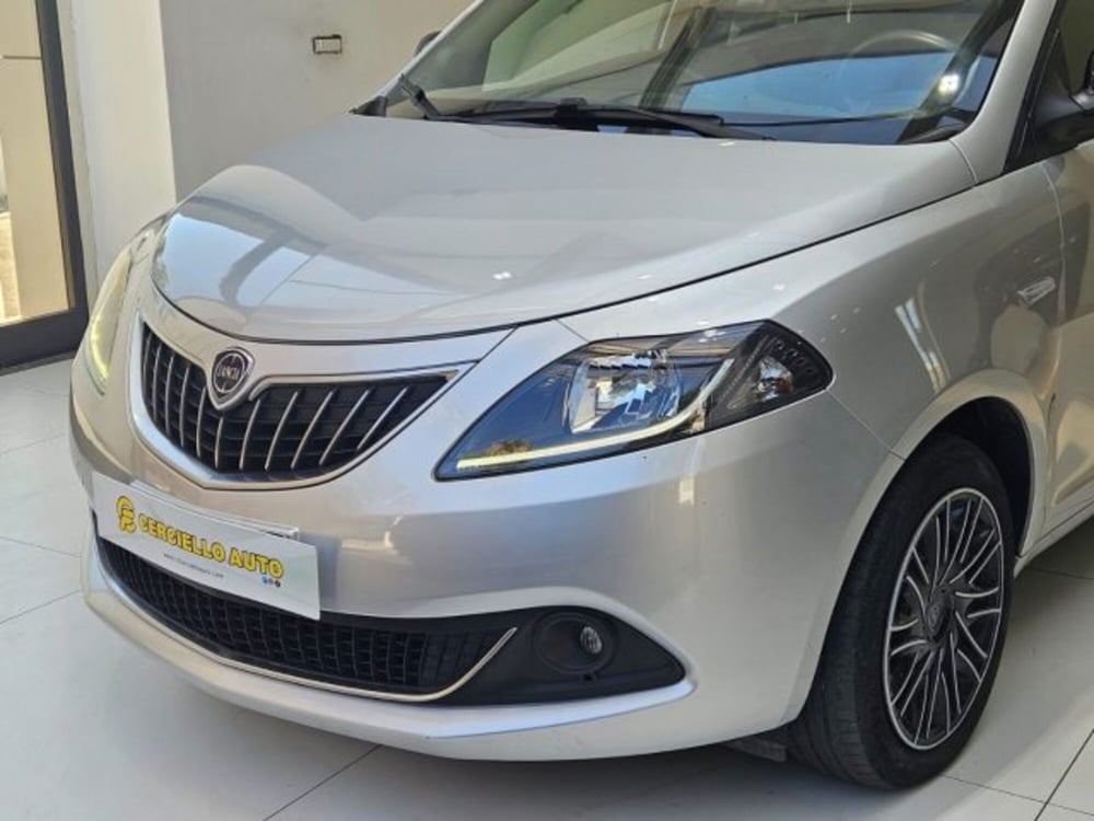 Lancia Ypsilon usata a Napoli (2)