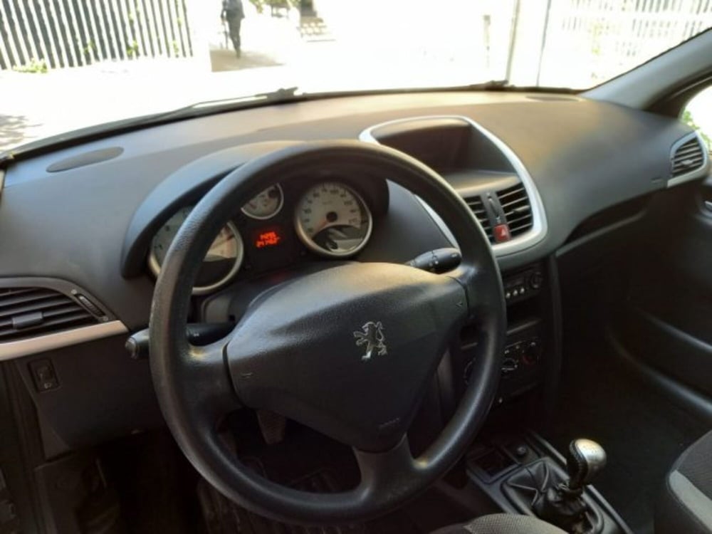 Peugeot 207 usata a Napoli (8)