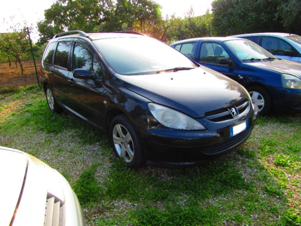 Peugeot 307 SW usata a Napoli (3)