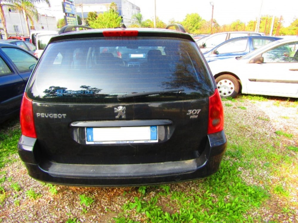 Peugeot 307 SW usata a Napoli (4)