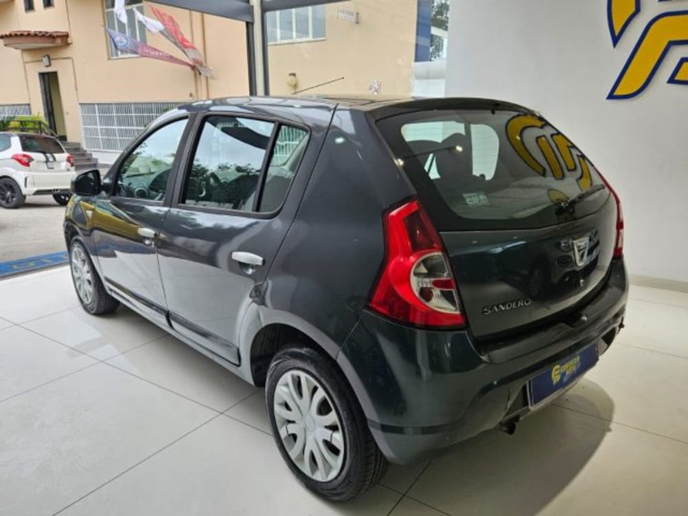 Dacia Sandero usata a Napoli (3)