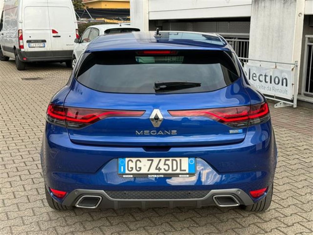 Renault Megane E-Tech Electric nuova a Pavia (4)