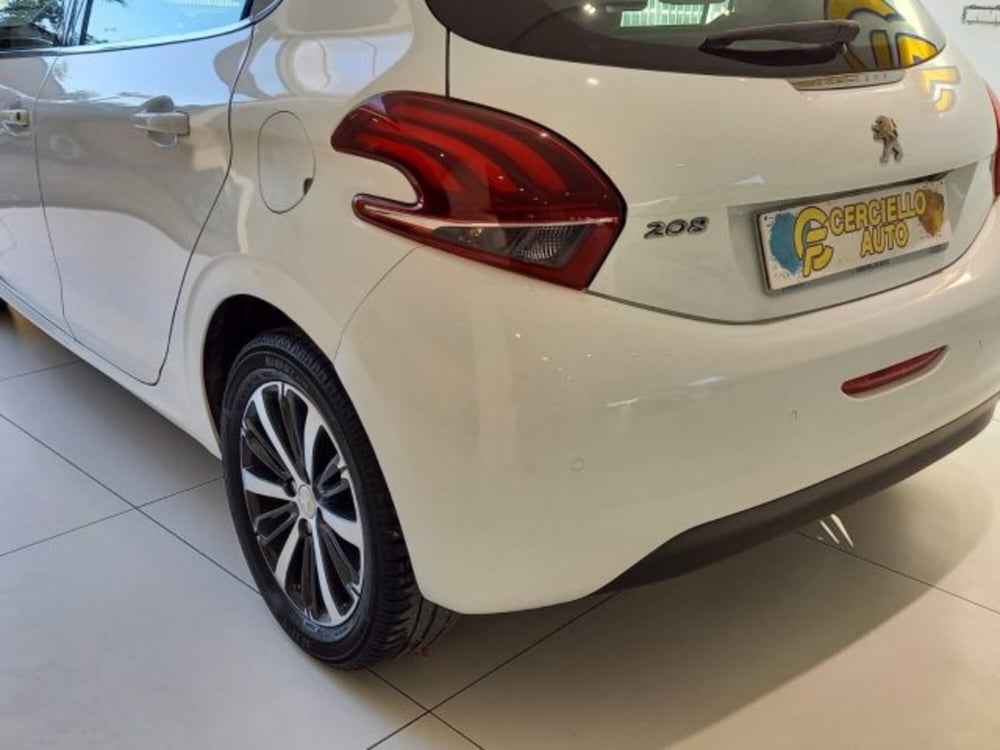 Peugeot 208 usata a Napoli (11)