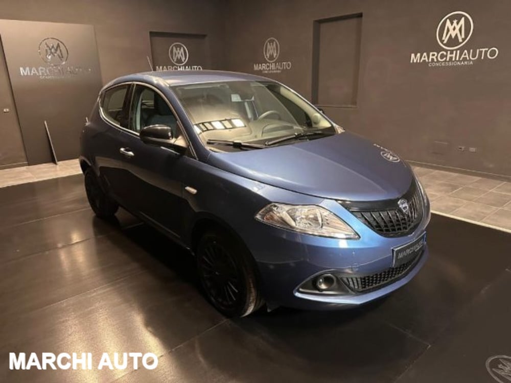 Lancia Ypsilon usata a Perugia (3)