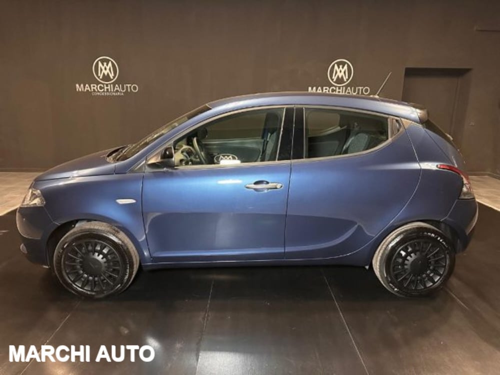 Lancia Ypsilon usata a Perugia (8)