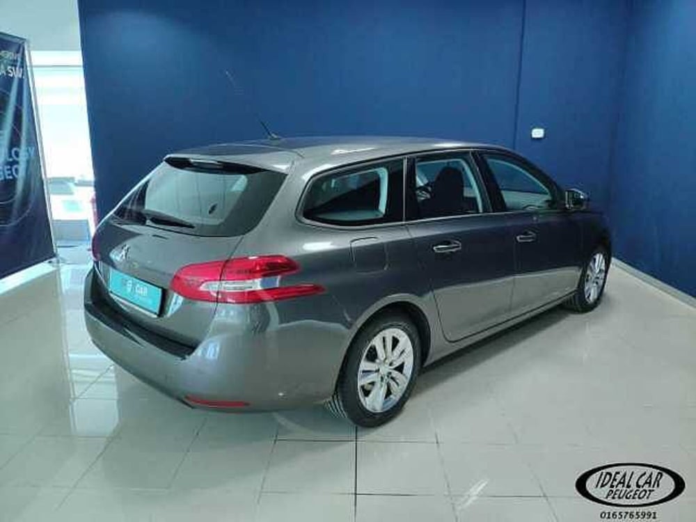 Peugeot 308 SW usata a Aosta (6)