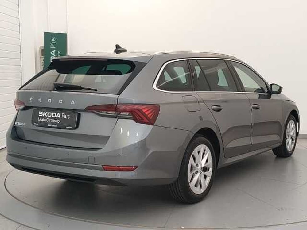 Skoda Octavia Station Wagon usata a Varese (5)