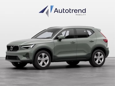 Volvo XC40 B3 automatico Core N1  nuova a Bari