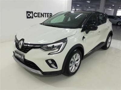 Renault Captur Plug-in Hybrid E-Tech 160 CV Intens  del 2020 usata a Salerno