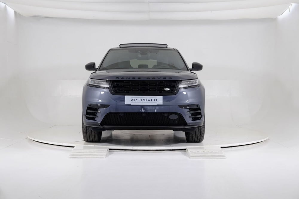 Land Rover Range Rover Velar nuova a Torino (2)